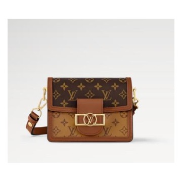 Louis Vuitton Dauphine PM