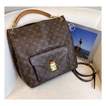 Louis Vuitton Métis Hobo Monogram